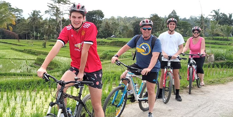 Bali Cycling and Tanah Lot Tour