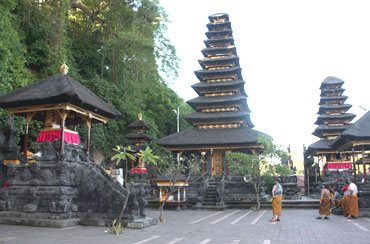 Goa Lawah Temple